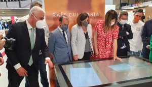 Vega “Trabajamos para recuperar el turismo, que va ligado a la vida y los servicios en nuestros pueblos”