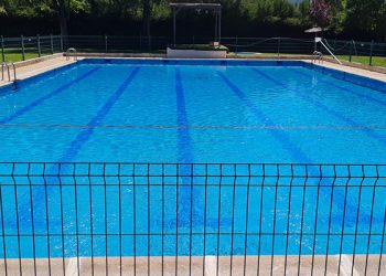 Abre la Piscina Municipal de Pareja