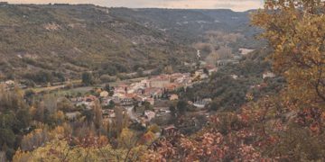 ADEPRU y Ecologistas en Acción critican que la Junta prima los intereses de las fotovoltaicas en la declaración de paisaje protegido del Valle del Río Ungría