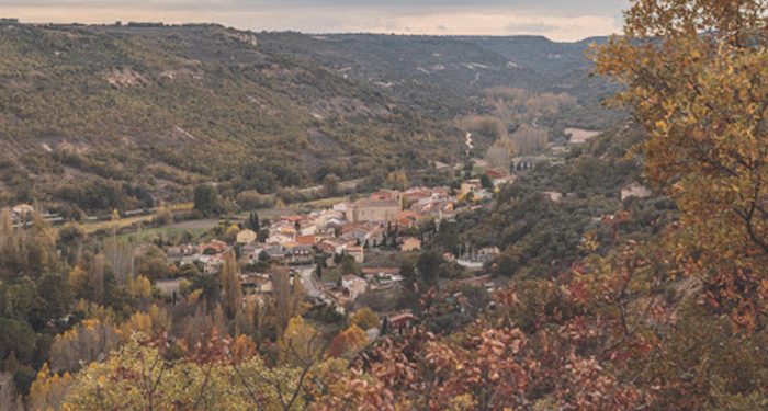ADEPRU y Ecologistas en Acción critican que la Junta prima los intereses de las fotovoltaicas en la declaración de paisaje protegido del Valle del Río Ungría
