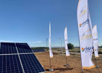 AUDAX Renovables pone en marcha las plantas fotovoltaicas Carolinas I y II en El Casar