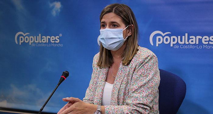 El PP-CLM lleva más de 5.000 firmas recogidas en las 100 mesas que ha instalado por toda la región de la campaña “Indultos NO, Justicia SÍ” 1 carolina agudo