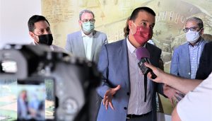 Castilla-La Mancha mejora las ayudas paliativas y preventivas para compatibilizar la presencia del lobo con la actividad económica