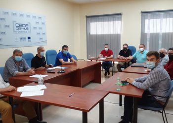Constituida la mesa de negociación para sellar el convenio de la madera en Cuenca