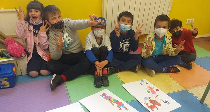 El Ayuntamiento de Almodóvar del Pinar mantiene su Escuela de Arte con un total de 20 alumnos y alumnas en colaboración con La Fenêtre