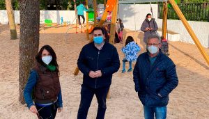 El Ayuntamiento de Huete renovará los parques infantiles del municipio y estrena el de Caracenilla