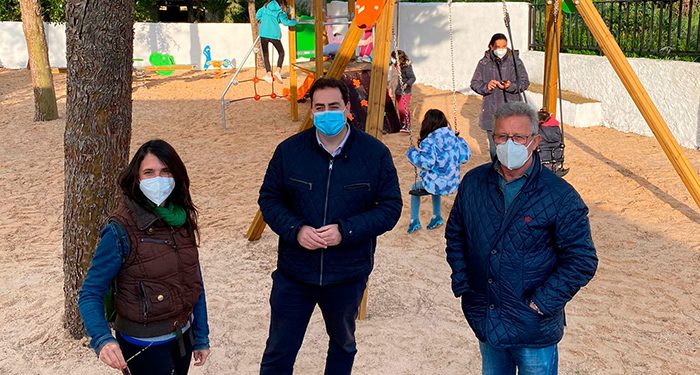 El Ayuntamiento de Huete renovará los parques infantiles del municipio y estrena el de Caracenilla