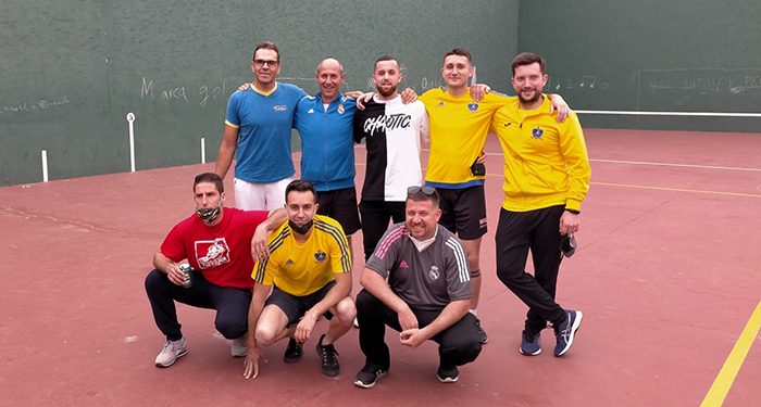 El club Humanes consigue el doblete liga-copa de Frontenis
