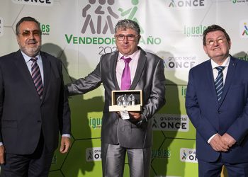 El conquense José Javier Simarro Alfaro, elegido mejor vendedor de la ONCE en Castilla-La Mancha en 2020 El conquense José Javier Simarro Alfaro, elegido mejor vendedor de la ONCE en Castilla-La Mancha en 2020