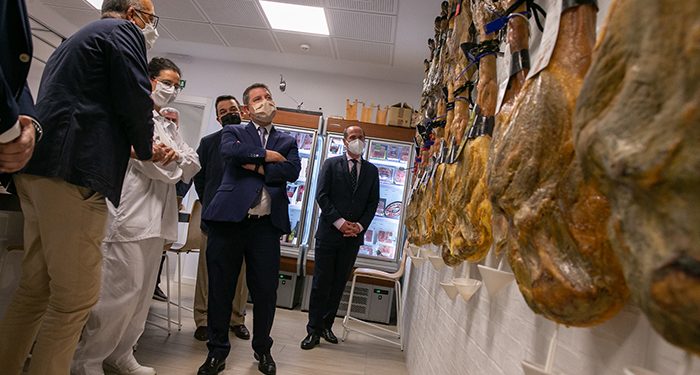 El Gobierno de Castilla-La Mancha ha conseguido movilizar mil millones de euros en el sector agroalimentario gracias a las ayudas FOCAL