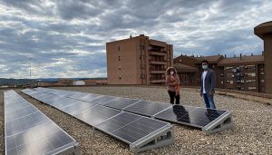 El Gobierno regional favorece la instalación de placas fotovoltaicas en los edificios públicos de la administración