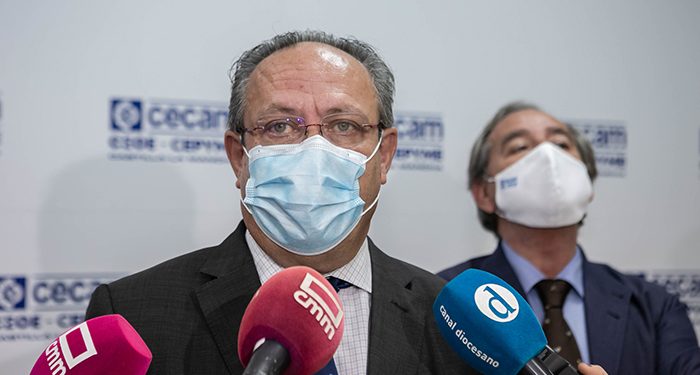 El Gobierno regional favorece la participación de las pymes en la actividad contractual de la Administración autonómica con nuevas iniciativas