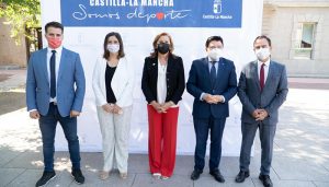 El Gobierno regional reconoce a 13 centros educativos de Cuenca y ocho de Guadalajara por su labor de promoción de los valores del deporte y los hábitos saludables