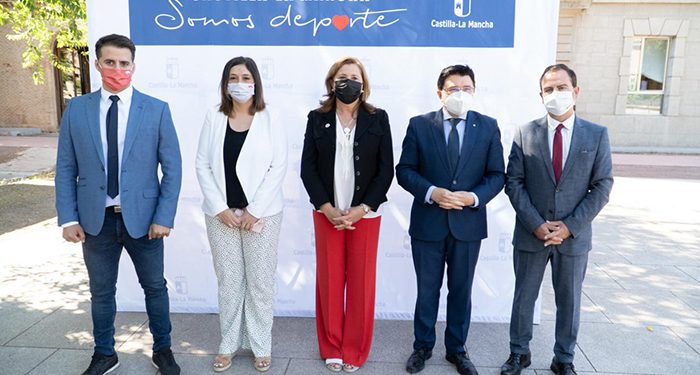 El Gobierno regional reconoce a 13 centros educativos de Cuenca y ocho de Guadalajara por su labor de promoción de los valores del deporte y los hábitos saludables