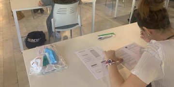El Gobierno regional repartirá más de 42.000 mascarillas y otros tantos hidrogeles para las pruebas de la EVAU que comienzan este lunes
