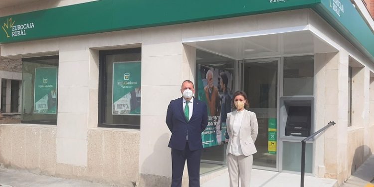 Eurocaja Rural continúa su expansión en la provincia de Ávila con la apertura de una nueva oficina en Lanzahíta 1 Eurocaja Rural continúa su expansión en la provincia de Ávila con la apertura de una nueva oficina en Lanzahíta
