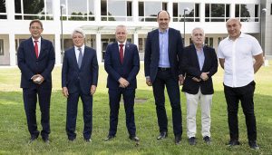 Hombrados anuncia emocionado su retirada