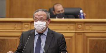 Dar una respuesta decidida a la crisis e impulsar un cambio del modelo productivo, prioridades de la Ley de Agilización de los Fondos Europeos