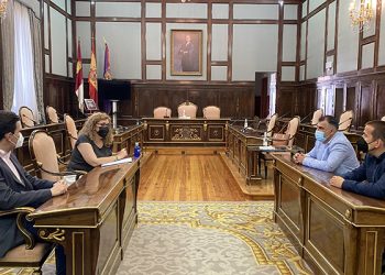 La Asociación de Empresarios de Servicios de la Actividad Física y el Deporte de Guadalajara mantiene su primera reunión de trabajo con la Diputación provincial 5 La Asociación de Empresarios de Servicios de la Actividad Física y el Deporte de Guadalajara mantiene su primera reunión de trabajo con la Diputación provincial