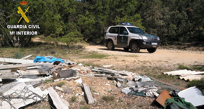 La denuncia de unos ciudadanos acaba con una empresa de Alcalá que tiraba los residuos peligrosos en Guadalajara