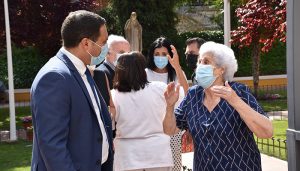 La Diputación de Cuenca celebra el día del Sagrado Corazón homenajeando a los trabajadores que se han jubilado