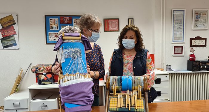 La Escuela de Folklore lleva la exposición “Guadalajara hecha a mano” a ocho pueblos este verano