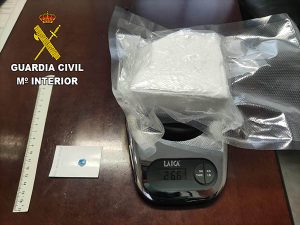 La Guardia Civil detiene a una persona con mucha cocaína a la altura de Torremocha del Campo