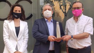 La Hermandad de Donantes de Sangre de Cuenca distingue a la Asociación de Párkinson