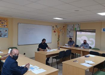 La Junta Directiva de ACEM estudia la programación futura para formar a sus empresas