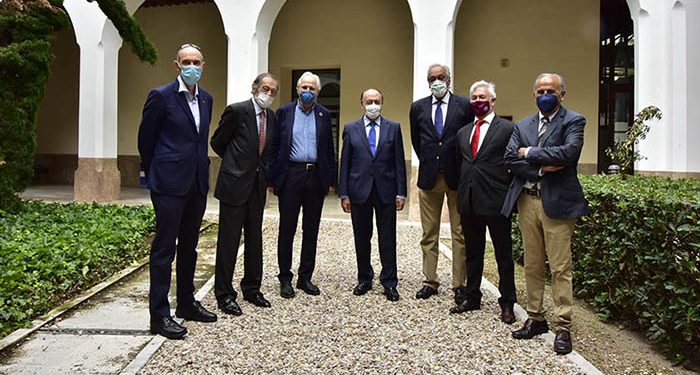 La UCLM acoge un seminario sobre inteligencia artificial, diplomacia tecnológica y resolución de conflictos