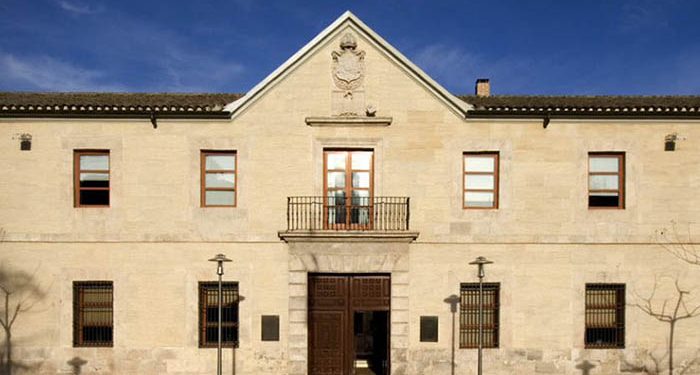 Los miembros del equipo de dirección de la UCLM dan negativo en las PCR tras el contagio por COVID del rector