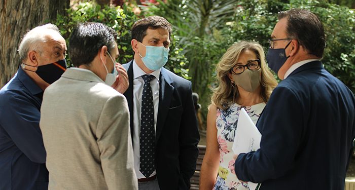 Merino “El PP está con los autónomos, los emprendedores y las familias y no es el momento de subir los impuestos como quiere Page”