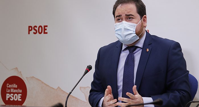 Camacho destaca la contratación de más de 2.250 profesionales para reforzar plantillas en centros residenciales durante la pandemia 1 Pablo Camacho