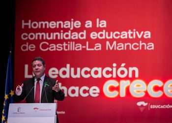 Page anuncia la aprobación de una nueva Oferta Pública de Empleo para el próximo curso escolar de 1.175 plazas