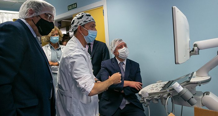 Page conoce los últimos avances tecnológicos adquiridos para el Hospital de Guadalajara y que supone una mejor prestación sanitaria para la ciudadanía
