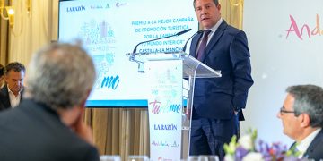 Page se muestra optimista con la pronta recuperación del sector turístico y destaca la “corresponsabilidad” del país durante la pandemia