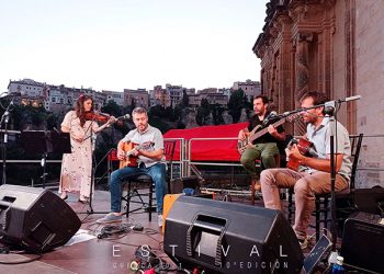 Petit Swing alza el telón en el escenario Solán de Cabras de Estival Cuenca