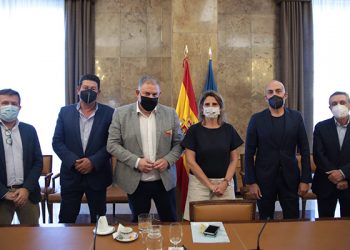 Ribera intuye el final del trasvase (por el cambio climático) y anuncia 1.600 millones de euros para mejorar el estado de las cuencas del trasvase