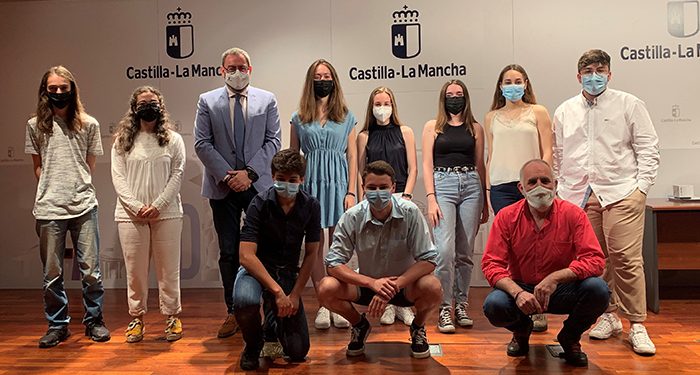 Robles felicita a los mejores expedientes de la EVAU en Guadalajara y destaca el gran potencial que tiene nuestro alumnado 1 Robles felicita a los mejores expedientes de la EVAU en Guadalajara y destaca el gran potencial que tiene nuestro alumnado