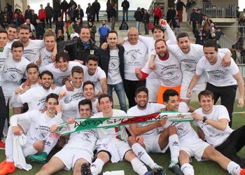 Salinas expresa el apoyo municipal a la Directiva del Sporting Cabanillas y pide que el club siga en manos de sus socios