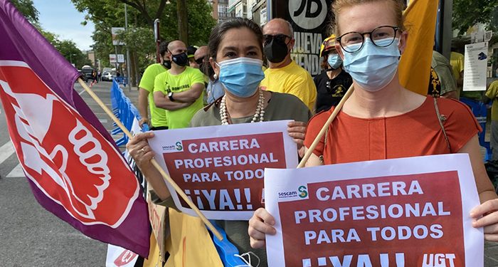 UGT hace que las reivindicaciones de los Profesionales de la Sanidad se “cuelen” en el Día de Castilla la Mancha 1 UGT hace que las reivindicaciones de los Profesionales de la Sanidad se “cuelen” en el Día de Castilla la Mancha