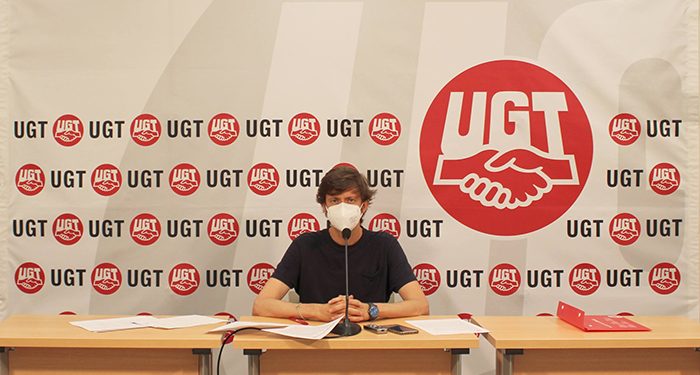 UGT reclama aumentar la inversión en Educación para evitar aulas masificadas y la sobrecarga de los profesores