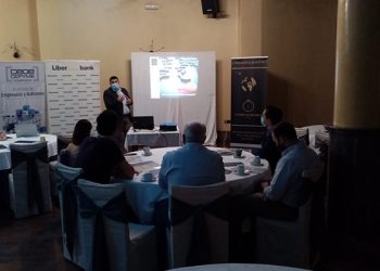 Una decena de empresarios de San Clemente estudian claves para internacionalizar sus productos