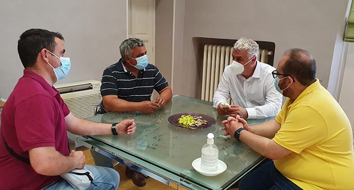 Vega recibe al alcalde en funciones de Atanzón y garantiza el apoyo de Diputación para seguir cumpliendo proyectos en el municipio 1 Vega recibe al alcalde en funciones de Atanzón y garantiza el apoyo de Diputación para seguir cumpliendo proyectos en el municipio