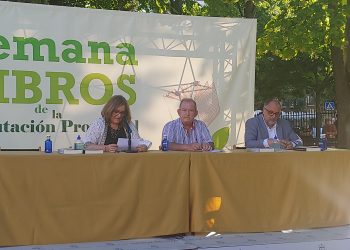 Presentados los “Apuntes para la Historia Nazarena Conquense” de Antonio Pérez Valero.