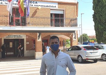 Acusan al alcalde de Azuqueca de querer “hacer trampas” con los contratos menores y las facturas