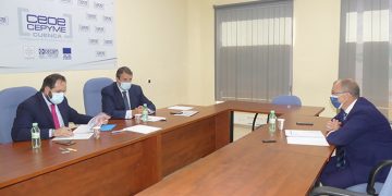 CEOE Cuenca presenta las líneas maestras de su plan de movilidad al presidente del PP en la región