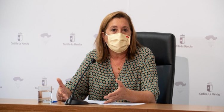 Castilla-La Mancha celebra estar incluida en el Comité de Seguimiento de la Estrategia Española de Ciencia, Tecnología e Innovación 2021-2027 1 Castilla-La Mancha celebra estar incluida en el Comité de Seguimiento de la Estrategia Española de Ciencia, Tecnología e Innovación 2021-2027