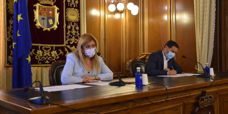 Cuenca y la Junta invertirán 1,4 millones de euros en 125 consultorios médicos de 106 municipios