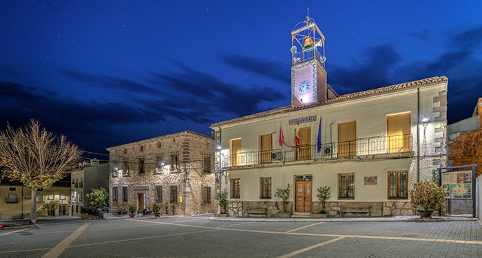 El Ayuntamiento de Pareja aumenta las subvenciones para embellecimiento de fachadas